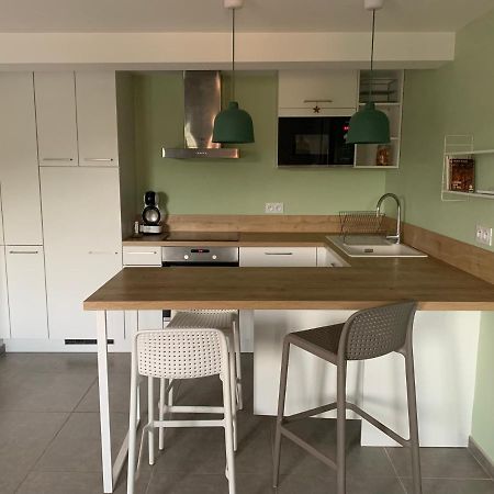 Apartamento Saint-Péray : La Chapelle du Prieuré Exterior foto